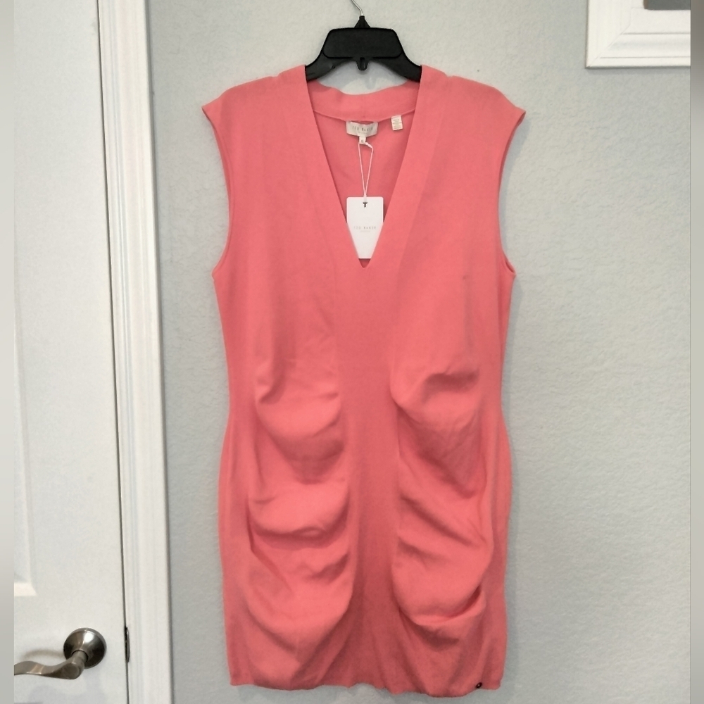 Ted Baker Bodycon V Neck dress - Picture 2 of 7